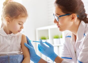 Започна имунизацията на деца между 5 и 11 г. у нас, има желаещи