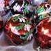 Работилница за стъклени играчки в Добрич връща магията и спомените от детството