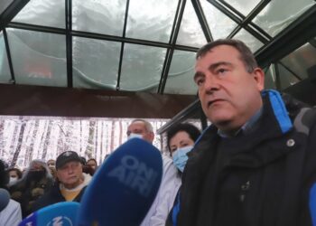 Лекари от „Лозенец“: Кацаров не заслужава да се нарече лекар! Действията му са безумни!