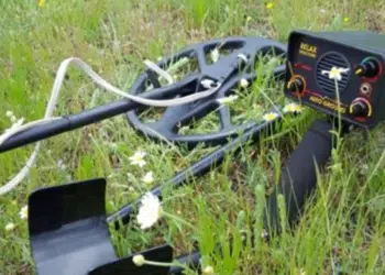 Арестуваха иманяри от беловско село, държали ценности в домовете си