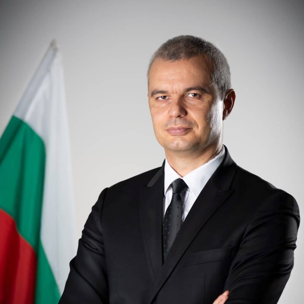 костадинов