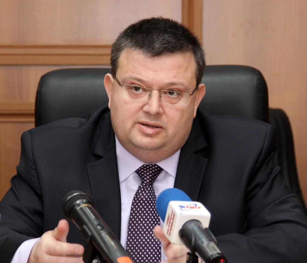 с цацаров