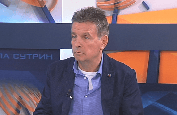 Редуцират децата в училище преди онлайн обучение 1 asen aleksandrov