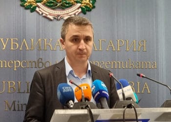 Помощ и за битовите потребители на природен газ