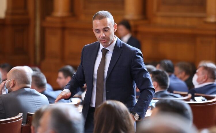 Мерките за бизнеса са закъснели и неадекватни, смятат от ГЕРБ 1 Снимка: БГНЕС