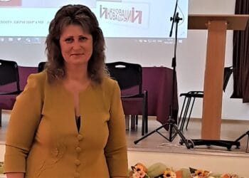 Директорката на училище отрече обвиненията в нарушаване на карантината