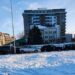 Кола се заби в паркирани автомобили в Младост 1