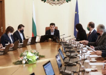 Петков: Край на политическите назначения, отзоваваме Пламен Георгиев