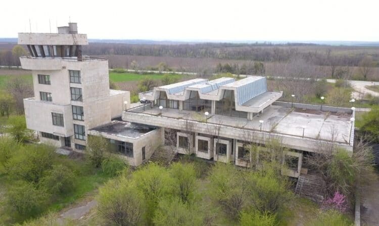 Летище Силистра