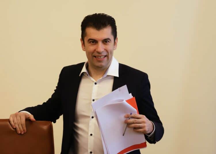 Кирил Петков