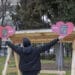 Люлка за влюбени радва старозагорци в парк “Пети октомври”