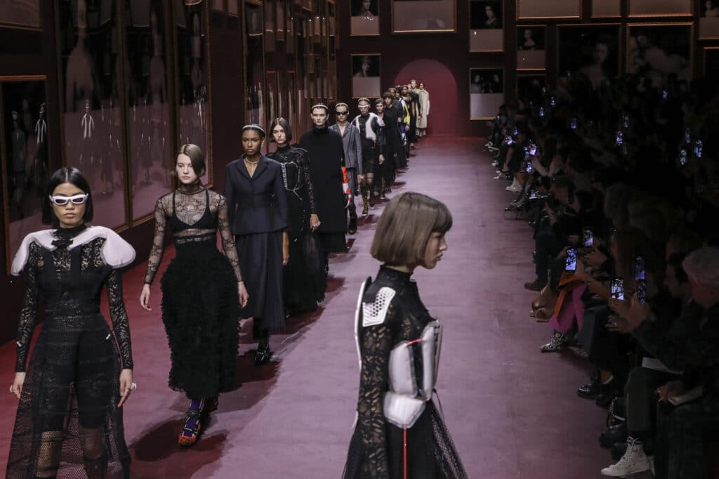 Ревюто на Dior