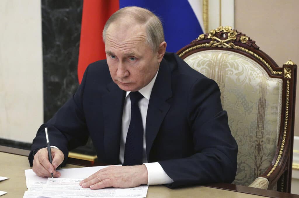 Путин ще обяви официално война на Украйна на 9 май 1 20423276c5f849cc8816598e9f914bda 20423276c5f849cc8816598e9f914bda 1f3e7cf9422e413fb12434d0b991adac fc7f1