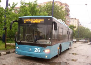 Спират тролеите в Пазарджик, промяната е наложена заради опасни дървета