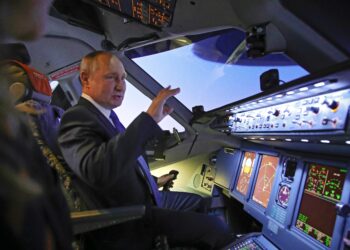 Путин: Всички, които забранят полети над Украйна са съучастници в конфликта