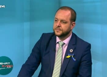 Сандов: Войната в Украйна ще остави сериозен екологичен отпечатък, цените на въглеродните емисии ще продължат да се повишават