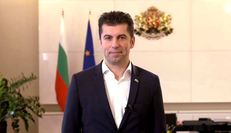 кирил петков1