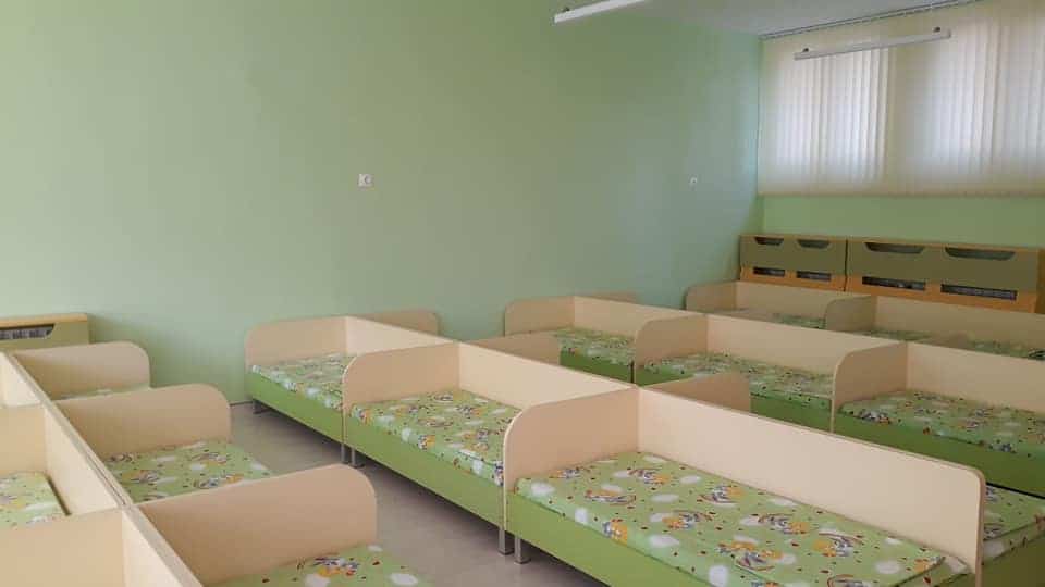 Отпускат 6 млн. лв. за реконструкция и изграждане на пристройки в 33 детски градини и училища 1 детски гр