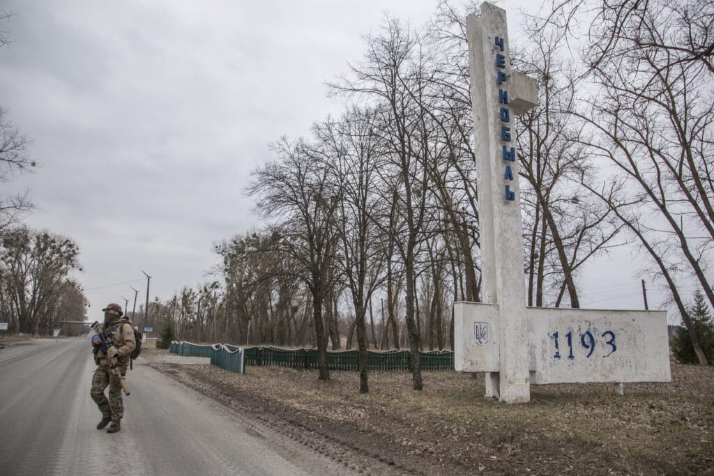 Украински министър: Всеки руски войник ще отнесе у дома частица от Чернобил. Жив или мъртъв. 1 Чернобил
