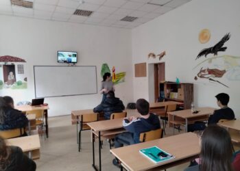 Гимназия в Ловеч се обогати с кабинет по литература