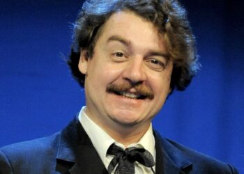 Камен Донев за клипа на министъра на културата: Би трябвало да скочи накрая през прозореца