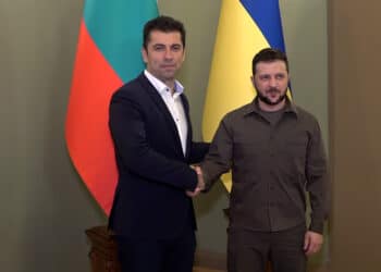 След срещата между Петков и Зеленски: Украйна може да снабдява България с ток, ремонтираме техни военни машини