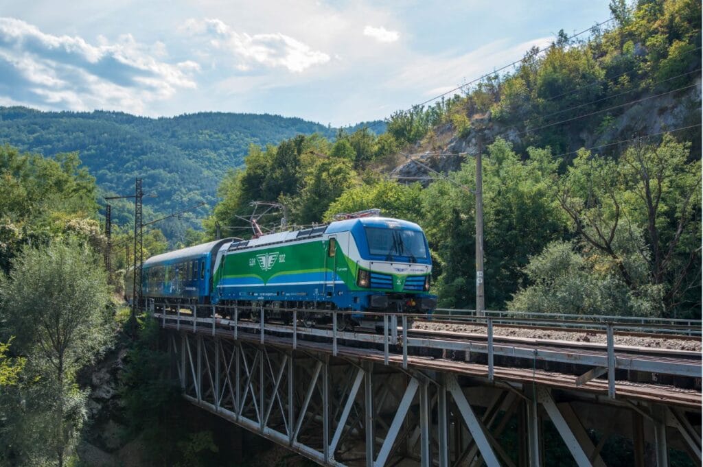 BDZ Patnicheski prevozi Vlak Iskarsko defile