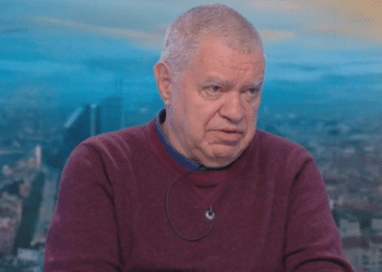 Проф. Константинов: Ако не беше войната, коалицията щеше да се разпадне