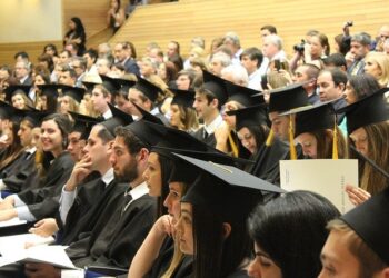 college students g837a12952 640
