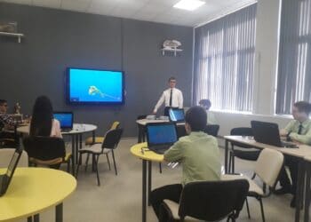 От есента България прави стъпка напред в дигитализацията и персонализираното обучение