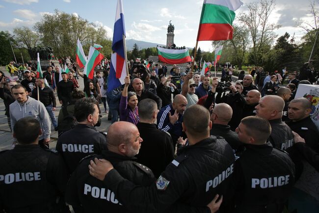 протести паметник на съветската армия