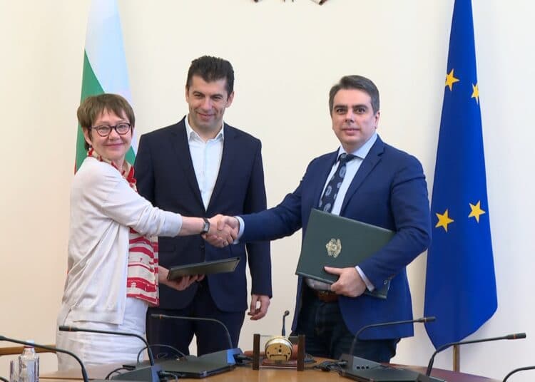 Европейската банка ще помага на България в реформи и европроекти 1 1 31