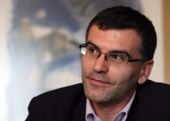 Дянков: Ще купуваме с до 40% по-скъп газ, до 2026 г. ще скочи два пъти