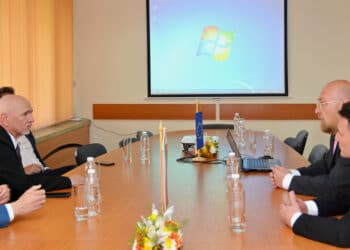 Събев: Бързият транспорт с добър интернет ще реши демографията в полза на малките селища
