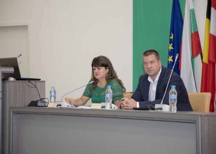 След едночасови дебати: Стара Загора даде зелена светлина за фотоволтаична централа 1 991 ratio obshtinski syvet stara zagora