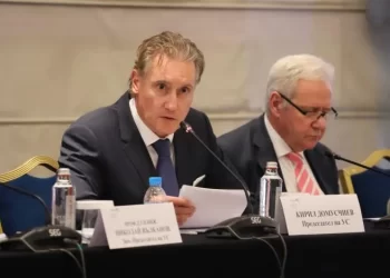КРИБ преизбра Кирил Домусчиев за председател