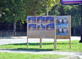 Изтича срокът за премахване на предизборни плакати, глоба до 5000 лв.
