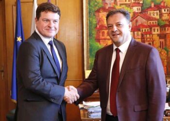 Рестарт на идеята за директен полет между Велико Търново и Великобритания