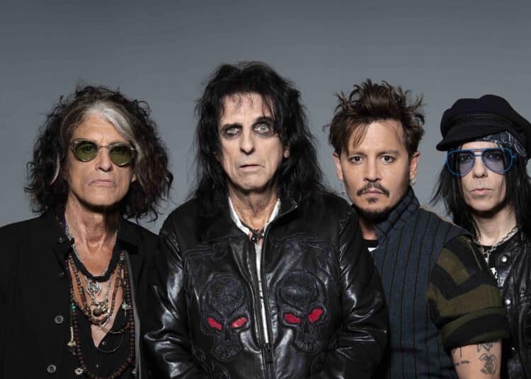 Hollywood Vampires Rise press pictures copyright earMUSIC credit Ross Halfin colour 28