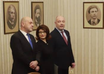 Президентът връчи мандата на ГЕРБ, Габровски е кандидатът за премиер