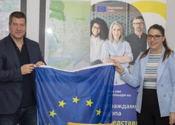 Стара Загора е партньор на институциите на ЕС в мрежата „Изграждаме Европа с представители на местното самоуправление" 1 Стара Загора е партньор на институциите на ЕС в мрежата „Изграждаме Европа с представители на местното самоуправление”