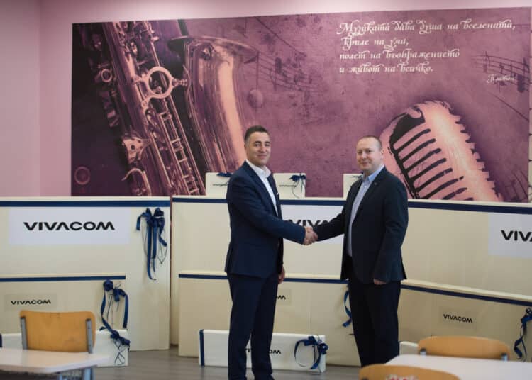 N.Andreev CEO Vivacom and A.Tonev Direktor SMG