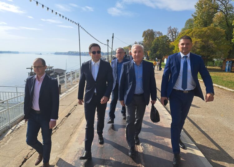 Министър Пулев областни управители мобилни приемни Видин