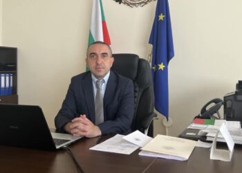 Модерни времена: областен управител входира писмо, написано от изкуствен интелект