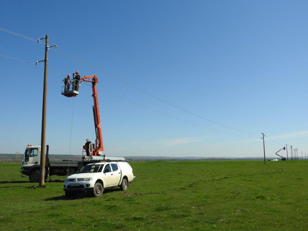 safety pole 2