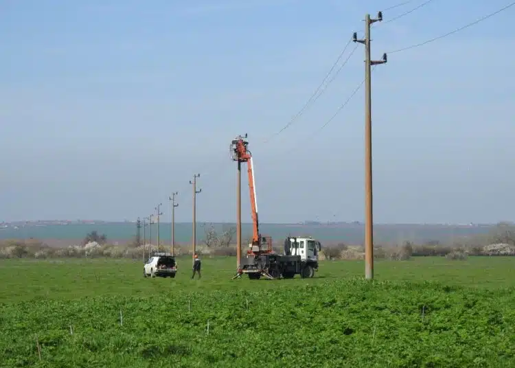 safety pole 3