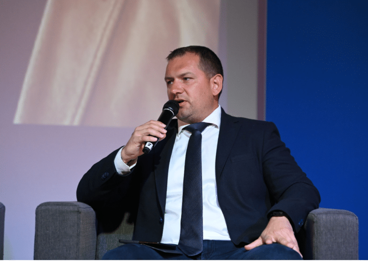 Кметът Гуджеров: Инвеститорите идват заради евтината работна ръка, остават заради кадрите 1 10860 355299808 117337214704004 9137299037494215829 njpg