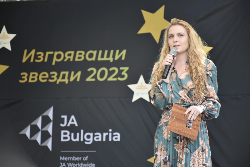 Neli Tarkalanova Vivacom