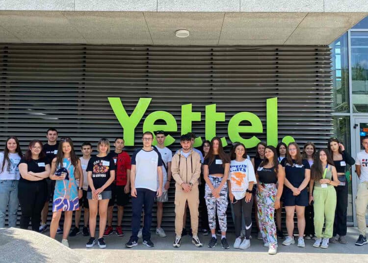 Yettel посрещна 38 ученици в третото издание на програмата "Втора смяна" 1 Yettel Vtora Smyana