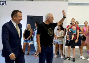 Кметът на Несебър Николай Димитров и Христо Стоичков откриха нова спортна зала (снимки)